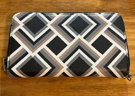 All About The Benjamins Wallet - Deco Diamond Pebble